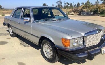 Mercedes-Benz-450se-Berline-1976-Silver-Blue-262647-8