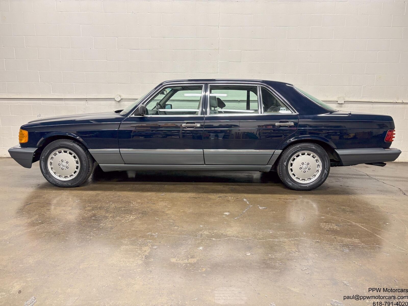 Mercedes-Benz 500-Series  1987 à vendre