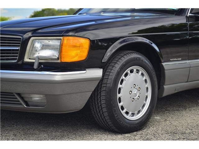 Mercedes-Benz-500-Series-Cabriolet-1987-Black-Gray-162544-20