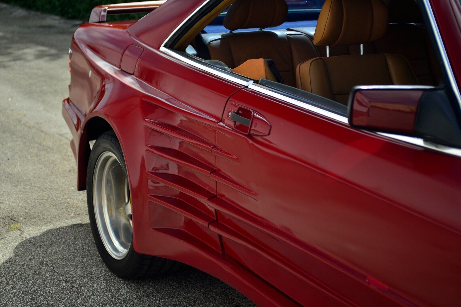 Mercedes-Benz-500-Series-Coupe-1983-Burgundy-Tan-181101-12