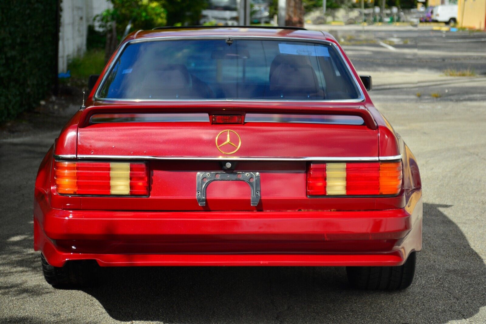 Mercedes-Benz-500-Series-Coupe-1983-Burgundy-Tan-181101-2