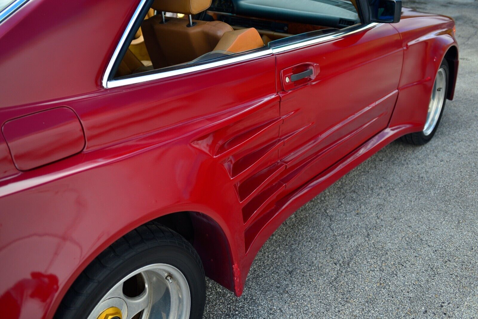 Mercedes-Benz-500-Series-Coupe-1983-Burgundy-Tan-181101-39