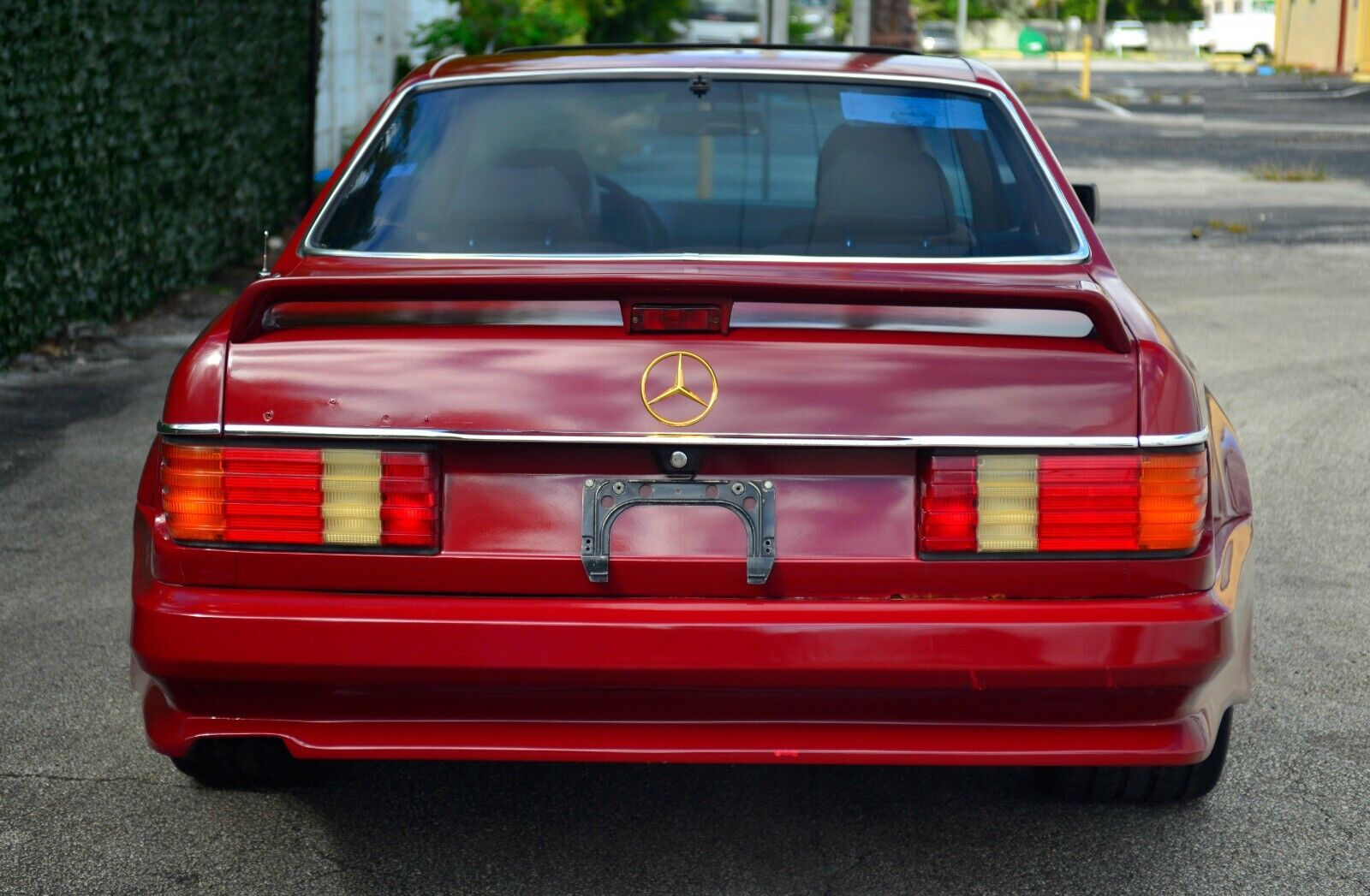 Mercedes-Benz-500-Series-Coupe-1983-Burgundy-Tan-181101-9