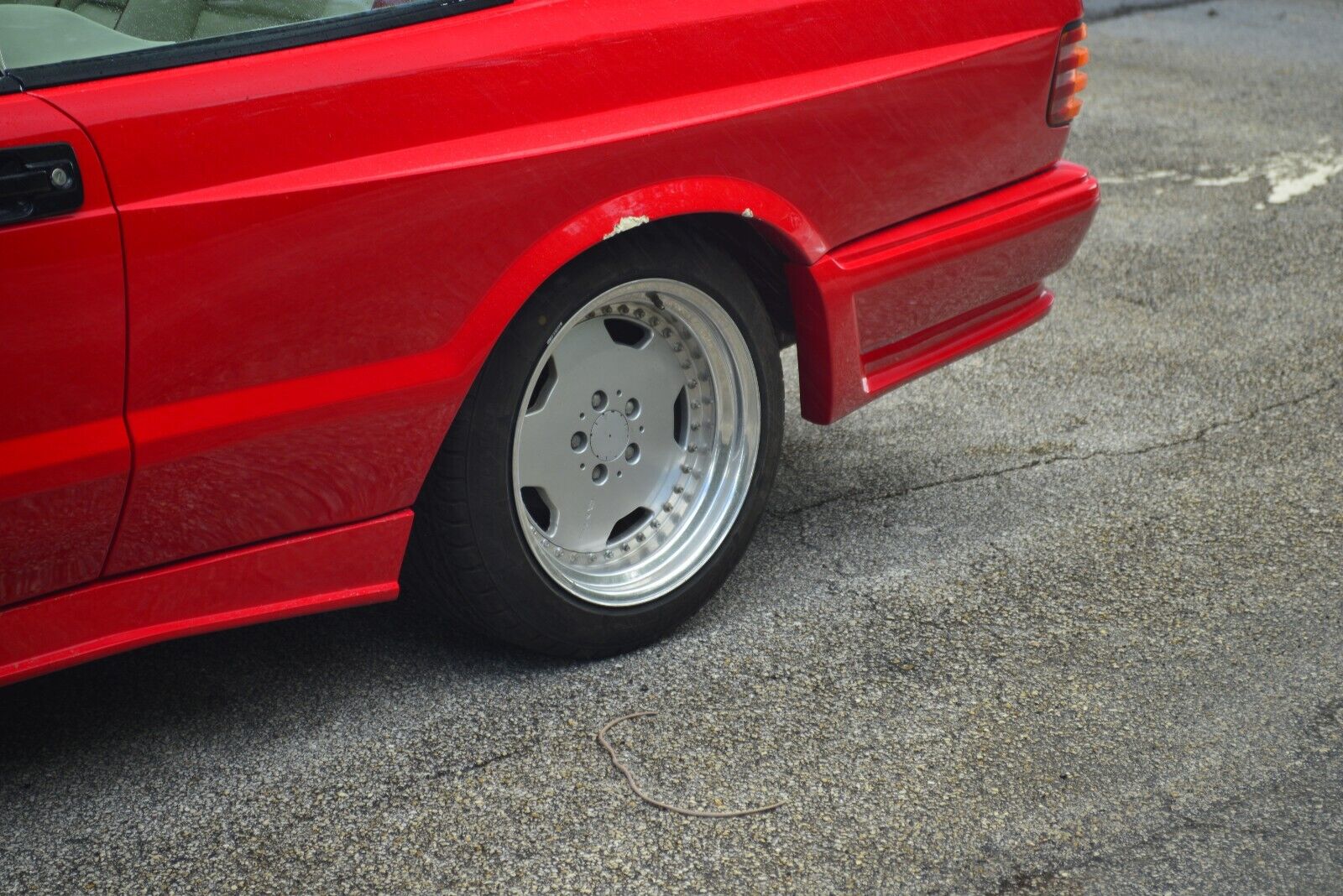 Mercedes-Benz-500-Series-Coupe-1987-Red-White-115551-15