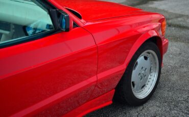 Mercedes-Benz-500-Series-Coupe-1987-Red-White-115551-9