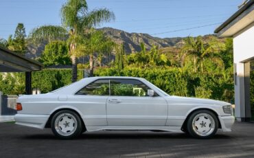 Mercedes-Benz-560sec-1988-White-Blue-103513-5