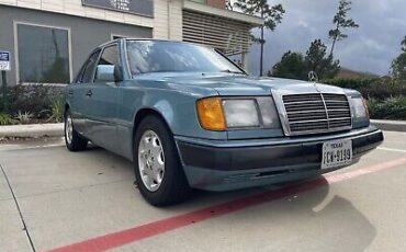 Mercedes-Benz-E-Class-1991-Blue-120862-8