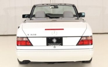 Mercedes-Benz-E-Class-Cabriolet-1995-13