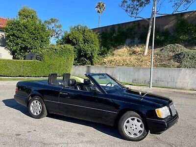 Mercedes-Benz-E-Class-Cabriolet-1995-Black-Black-127933-1