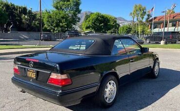 Mercedes-Benz-E-Class-Cabriolet-1995-Black-Black-127933-13