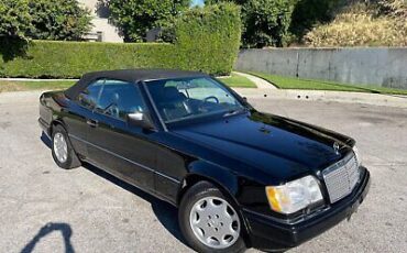 Mercedes-Benz-E-Class-Cabriolet-1995-Black-Black-127933-9