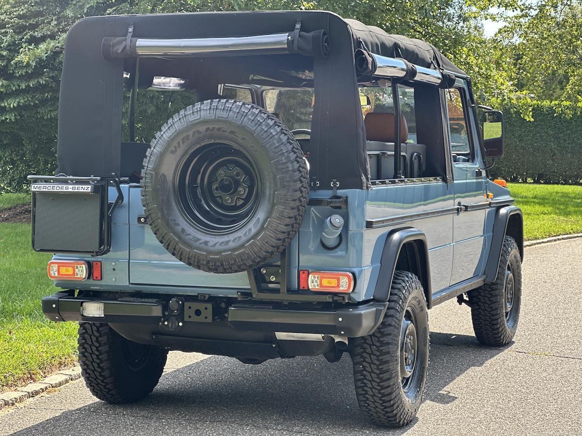 Mercedes-Benz-G-Class-Cabriolet-1993-Blue-Cognac-77112-15