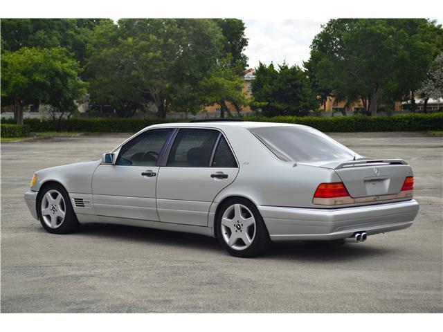 Mercedes-Benz-S-Class-1995-34