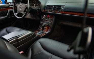 Mercedes-Benz-S-Class-Berline-1995-34