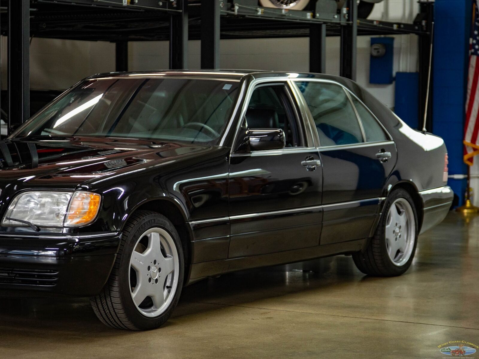 Mercedes-Benz-S-Class-Berline-1995-8