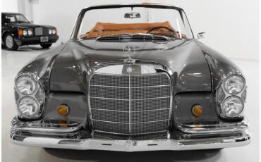 Mercedes-Benz-S-Class-Cabriolet-1967-Gray-Cognac-103273-4