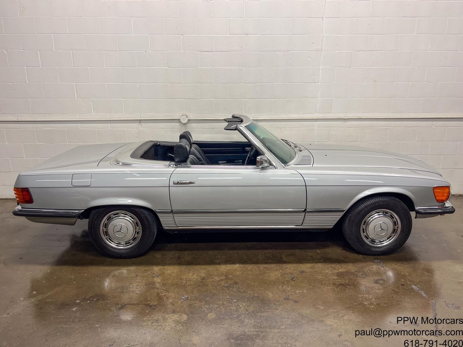 Mercedes-Benz-SL-Class-1972-21