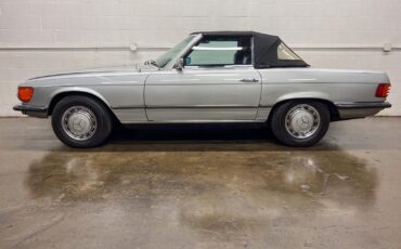 Mercedes-Benz-SL-Class-1972-6