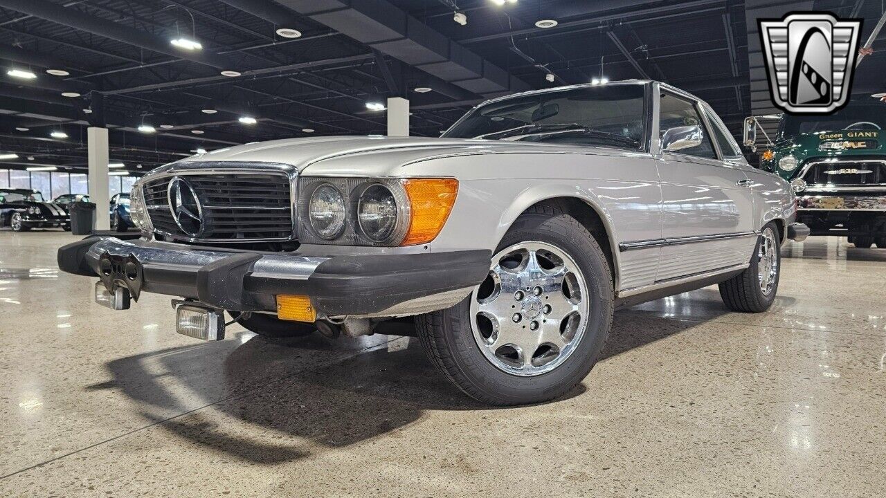 Mercedes-Benz-SL-Class-1975-2