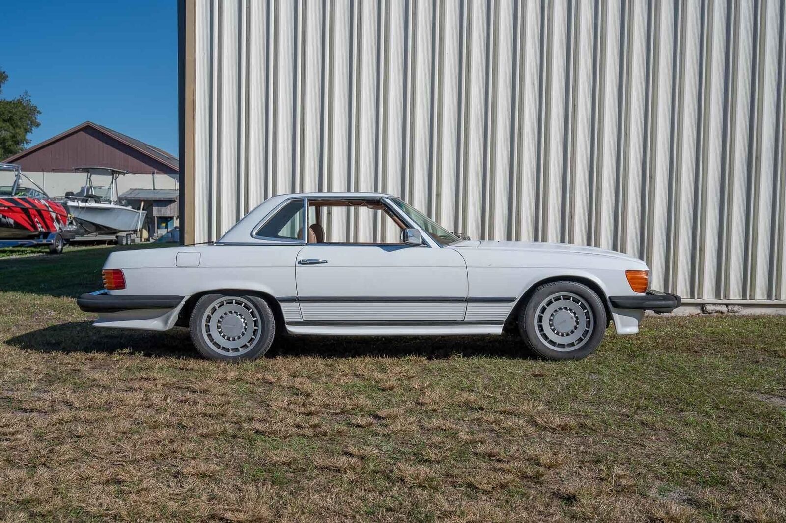 Mercedes-Benz-SL-Class-1977-6