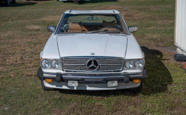 Mercedes-Benz-SL-Class-1977-9