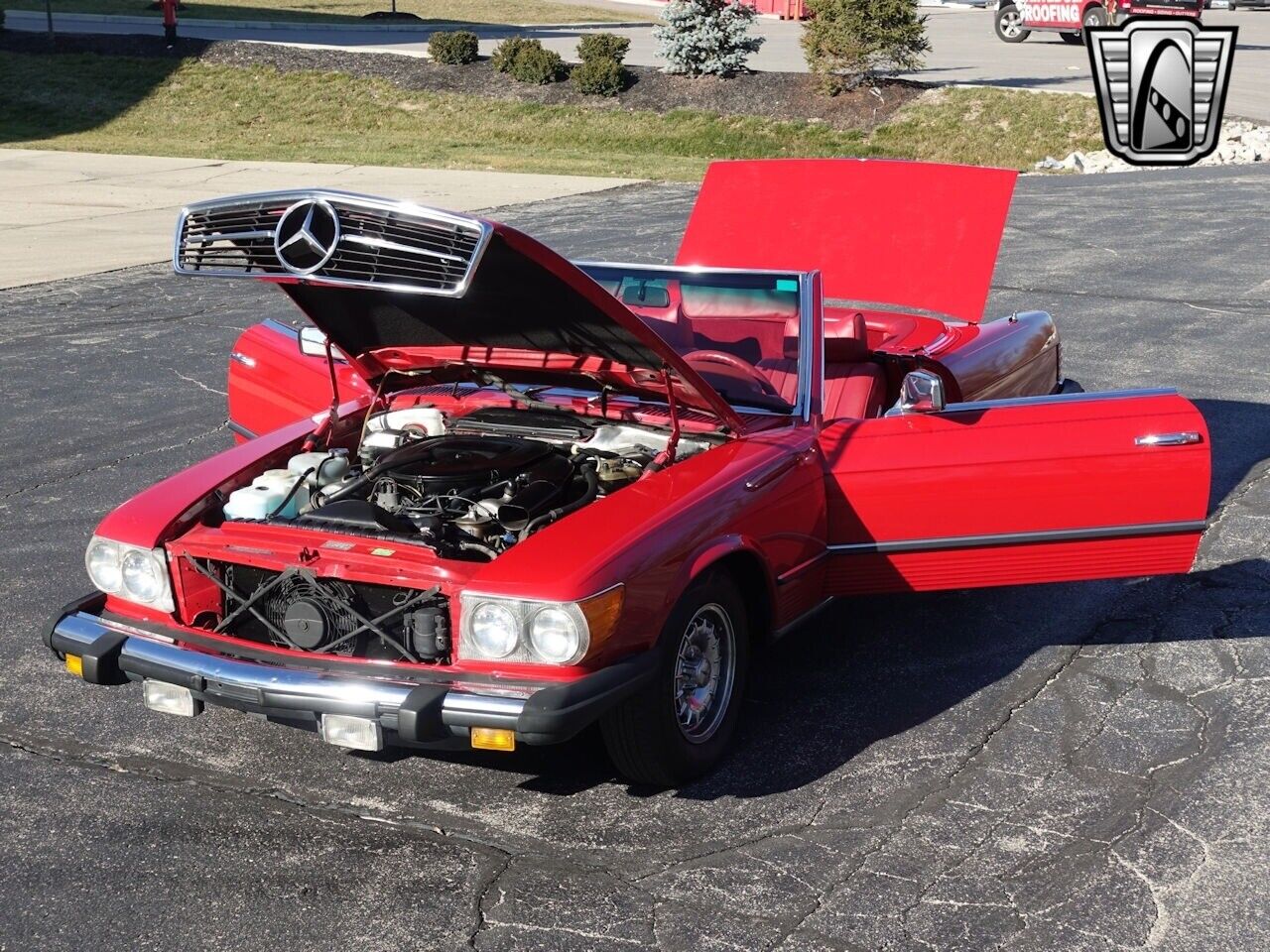 Mercedes-Benz-SL-Class-1978-Red-Red-191441-10