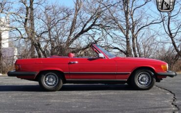 Mercedes-Benz-SL-Class-1978-Red-Red-191441-7