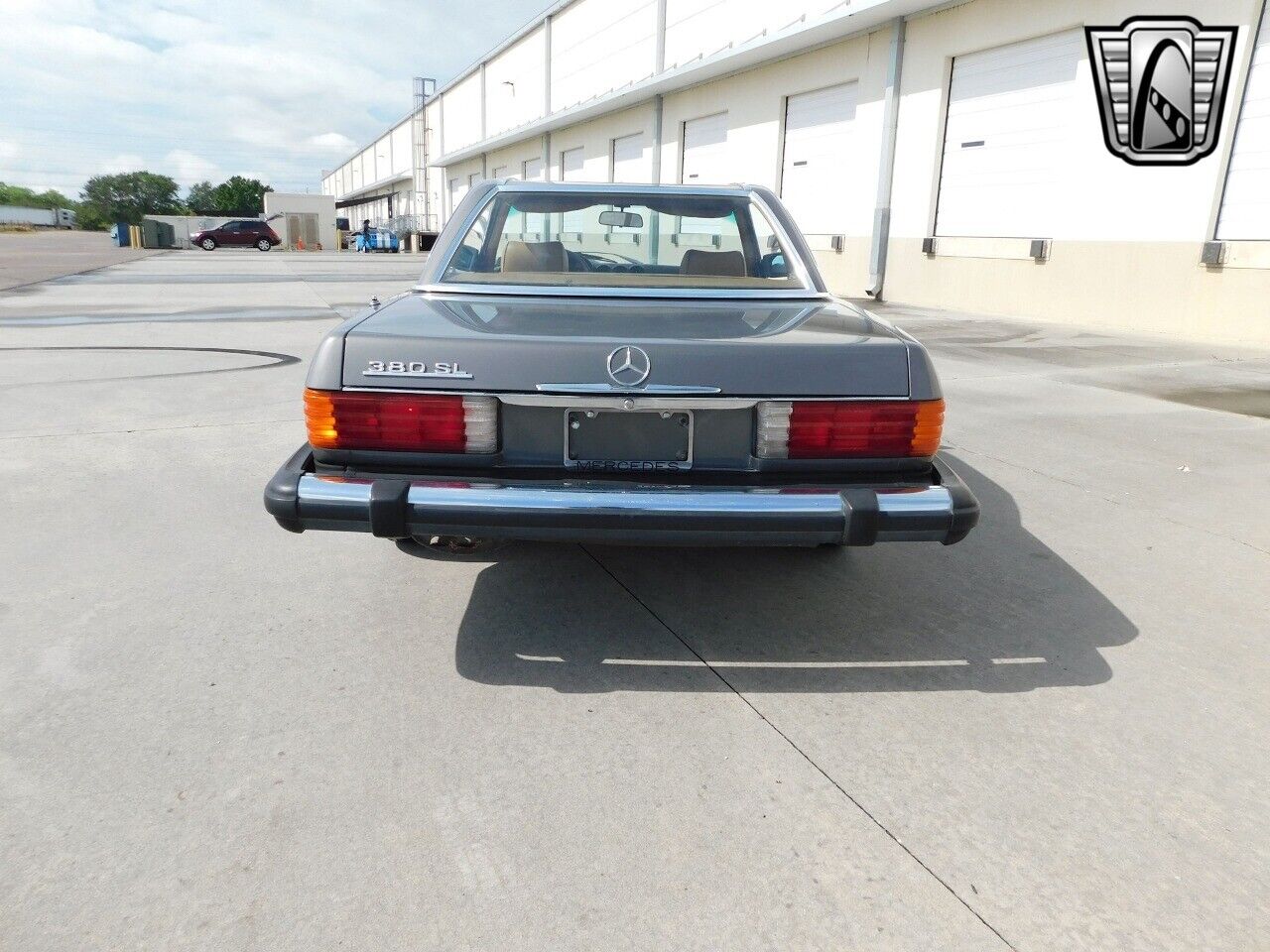 Mercedes-Benz-SL-Class-1981-Silver-Tan-249143-4