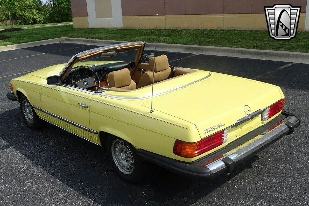 Mercedes-Benz-SL-Class-1982-Yellow-Tan-183864-3