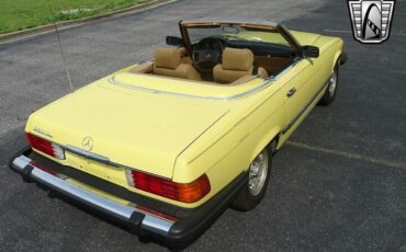 Mercedes-Benz-SL-Class-1982-Yellow-Tan-183864-4