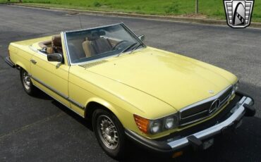 Mercedes-Benz-SL-Class-1982-Yellow-Tan-183864-6