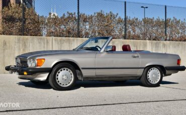 Mercedes-Benz-SL-Class-1986-Silver-Red-156732-19