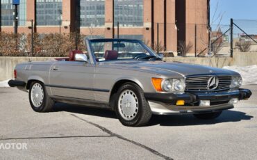 Mercedes-Benz-SL-Class-1986-Silver-Red-156732-25