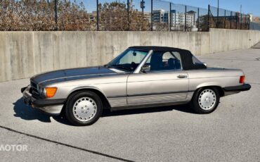 Mercedes-Benz-SL-Class-1986-Silver-Red-156732-3