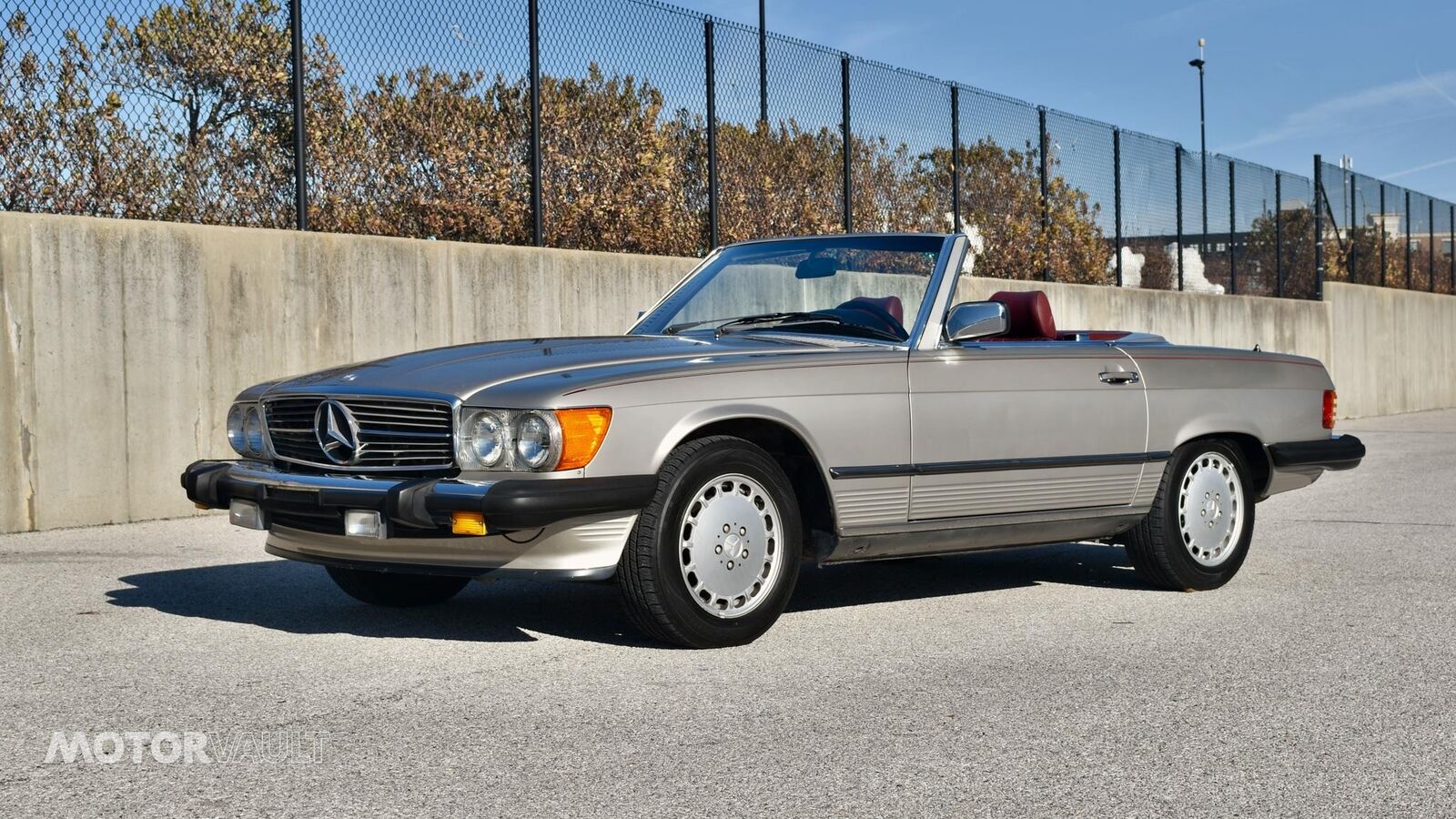 Mercedes-Benz SL-Class  1986 à vendre