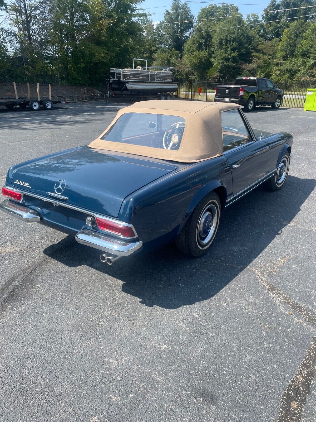 Mercedes-Benz-SL-Class-Cabriolet-1966-Blue-Tan-124724-4