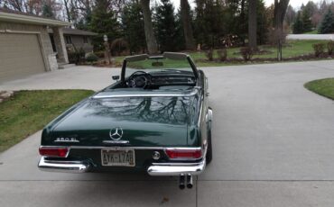 Mercedes-Benz-SL-Class-Cabriolet-1968-13