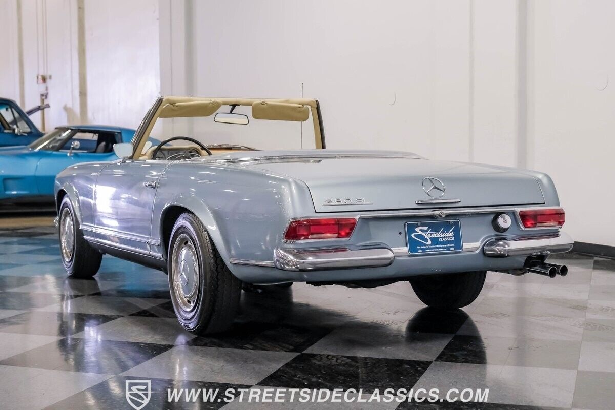 Mercedes-Benz-SL-Class-Cabriolet-1968-9