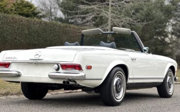 Mercedes-Benz-SL-Class-Cabriolet-1969-White-Blue-33574-23