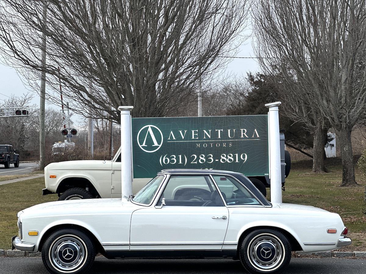 Mercedes-Benz-SL-Class-Cabriolet-1969-White-Blue-33574-26