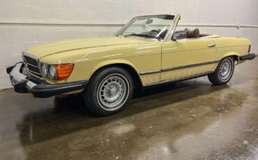 Mercedes-Benz-SL-Class-Cabriolet-1977-1