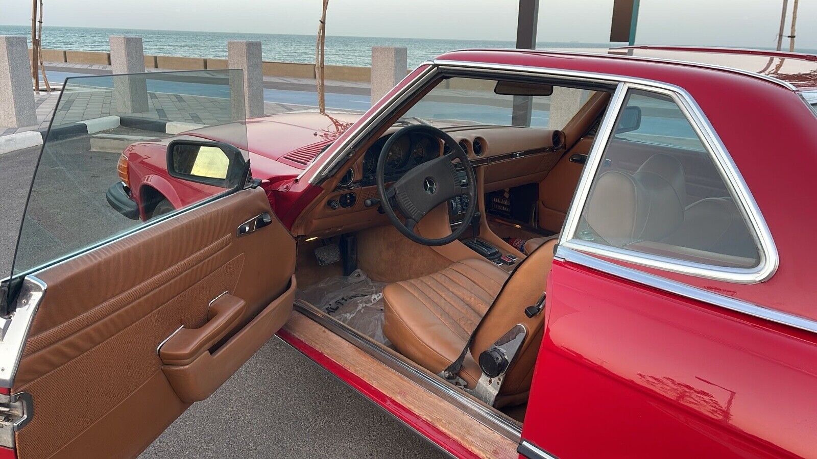 Mercedes-Benz-SL-Class-Cabriolet-1978-10