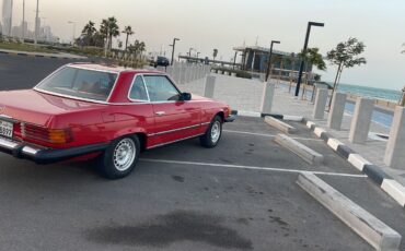 Mercedes-Benz-SL-Class-Cabriolet-1978-4