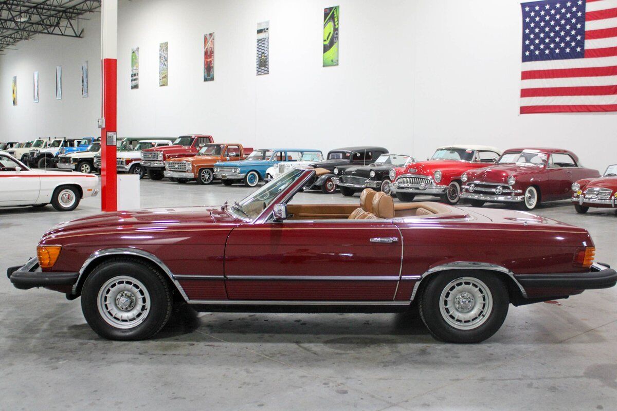 Mercedes-Benz-SL-Class-Cabriolet-1979-Red-SaffronBamboo-178156-2