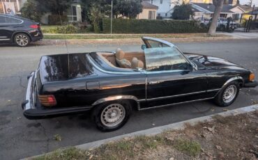 Mercedes-Benz-SL-Class-Cabriolet-1980-7