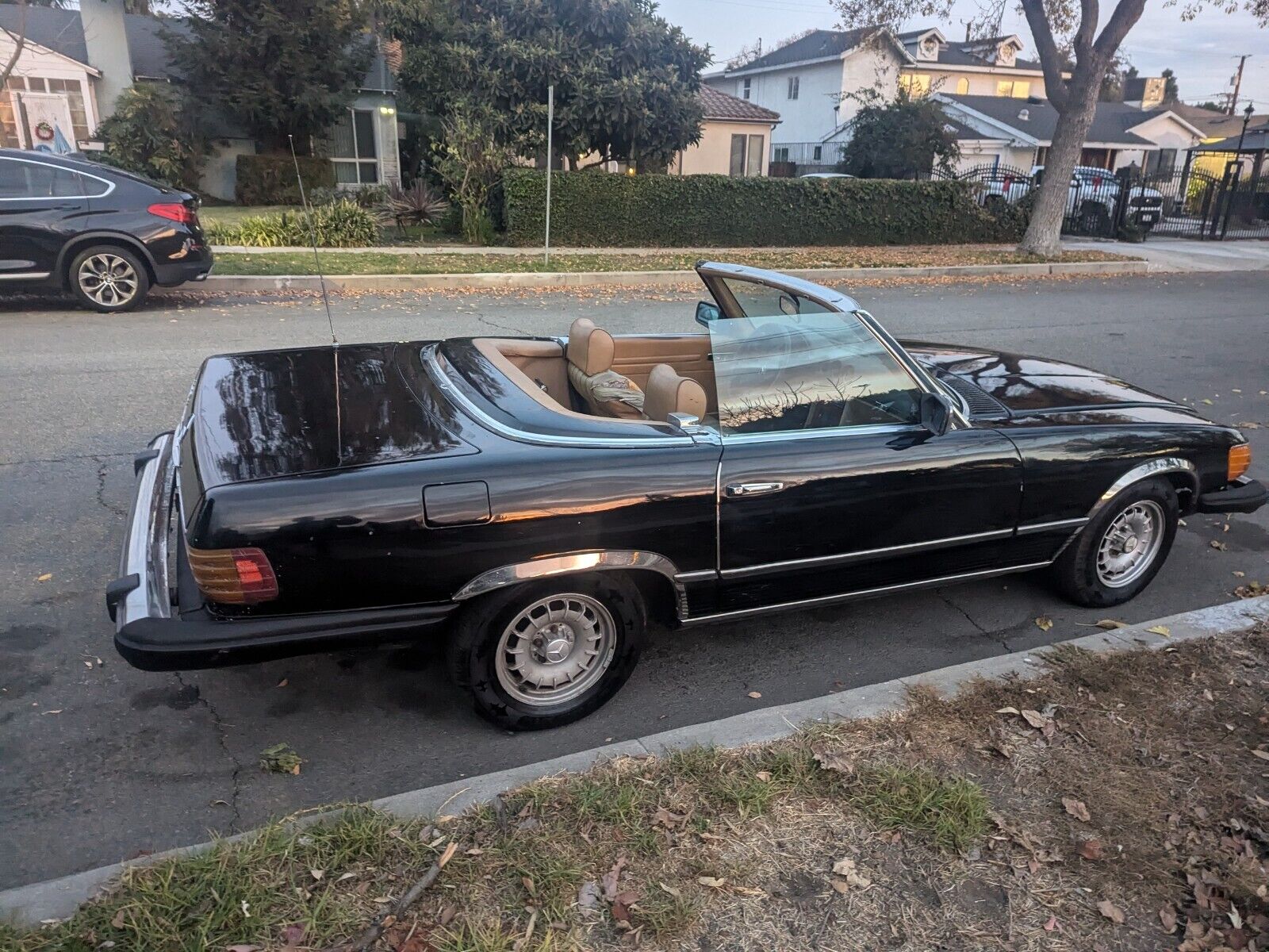 Mercedes-Benz-SL-Class-Cabriolet-1980-7