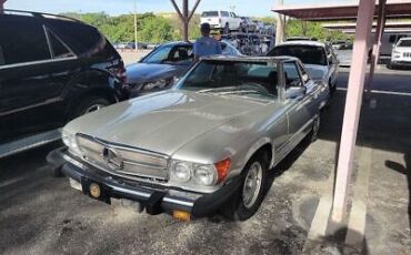 Mercedes-Benz-SL-Class-Cabriolet-1985-1