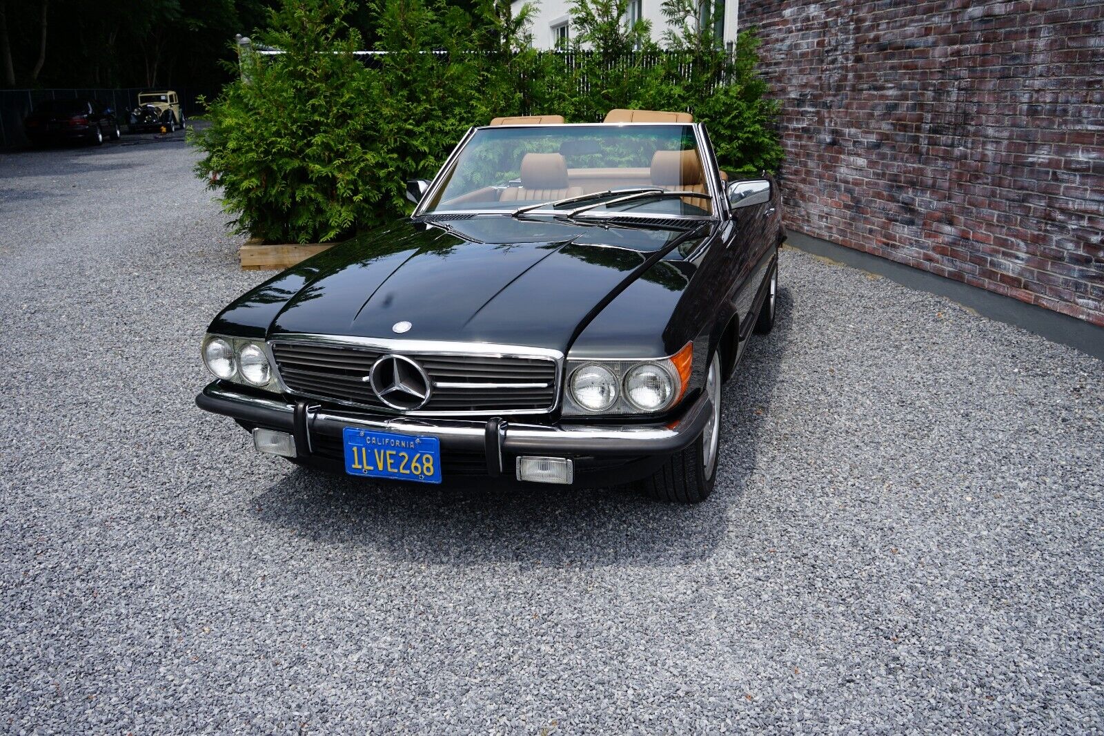 Mercedes-Benz-SL-Class-Cabriolet-1985-Green-Tan-182490-27