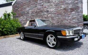 Mercedes-Benz-SL-Class-Cabriolet-1985-Green-Tan-182490-5