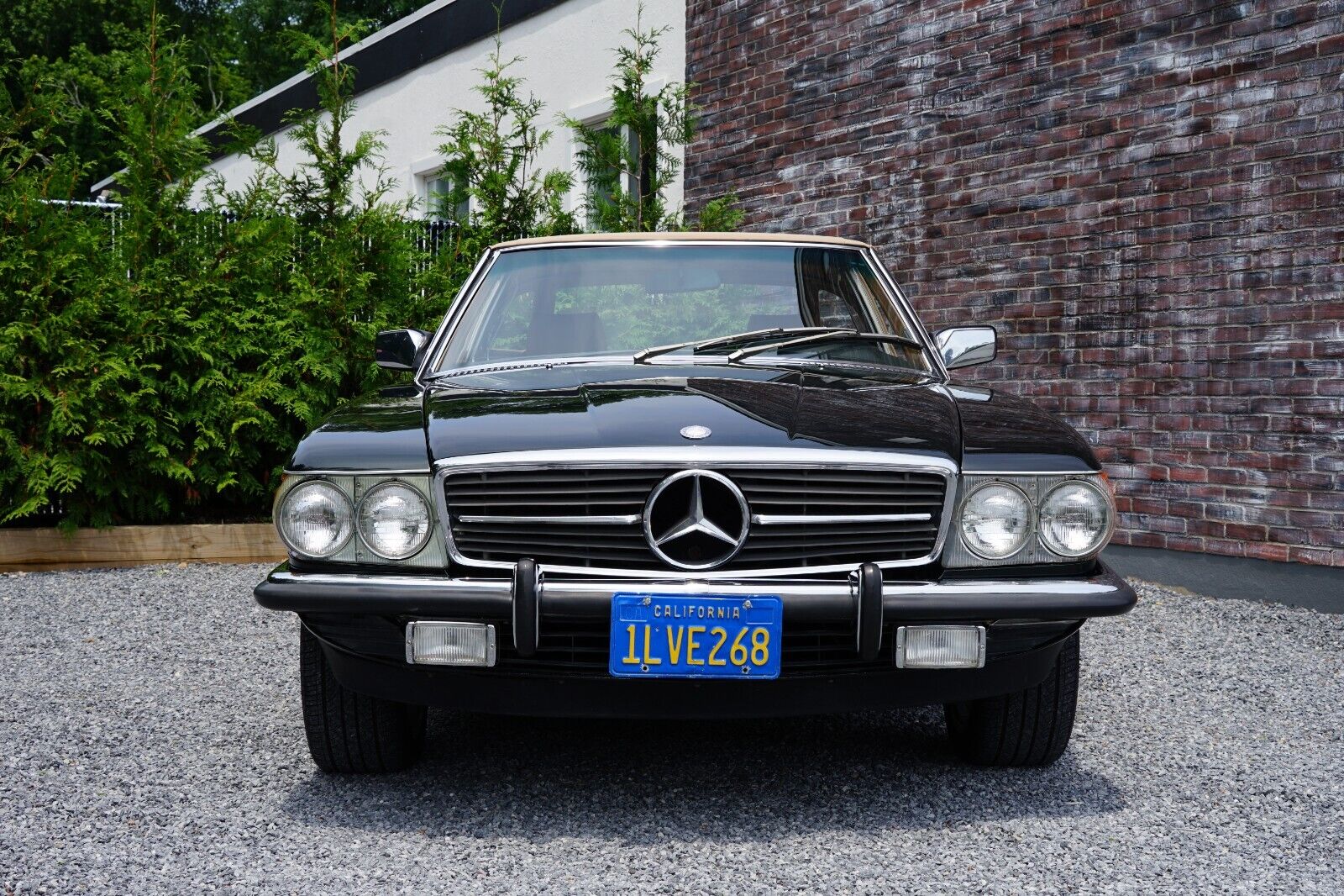 Mercedes-Benz-SL-Class-Cabriolet-1985-Green-Tan-182490-9